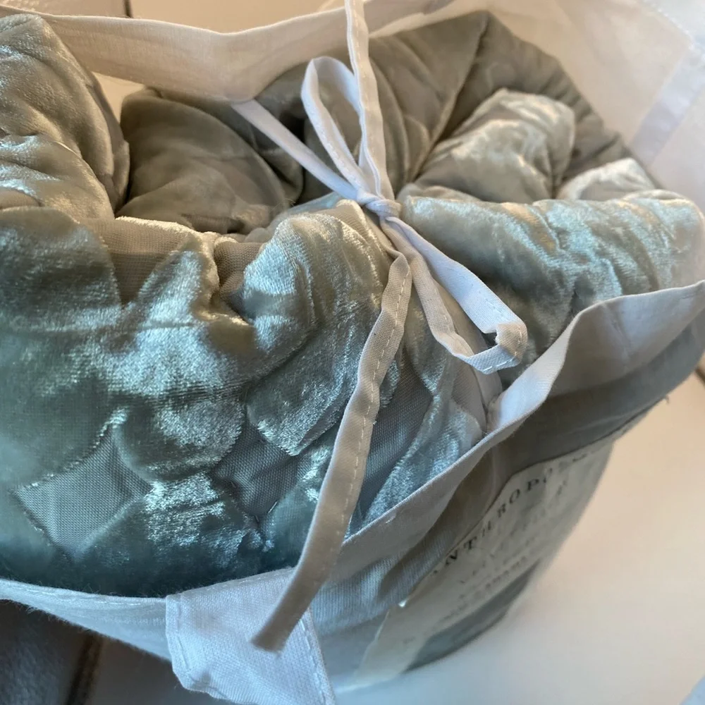 NWT NEW ANTHROPOLOGIE Ellery Velvet set of 2 king shams grey - Picture 3 of 11